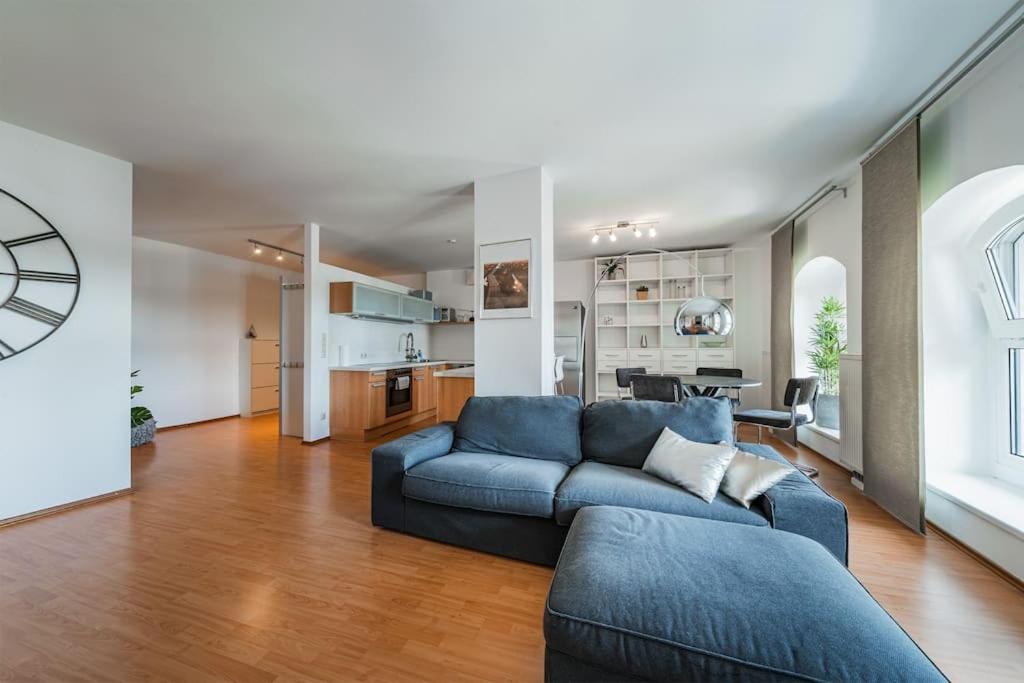 Spektakulaeres Apartment ✩ 7. Stock ✩ Kostenlose Parkgarage Wien Exterior foto