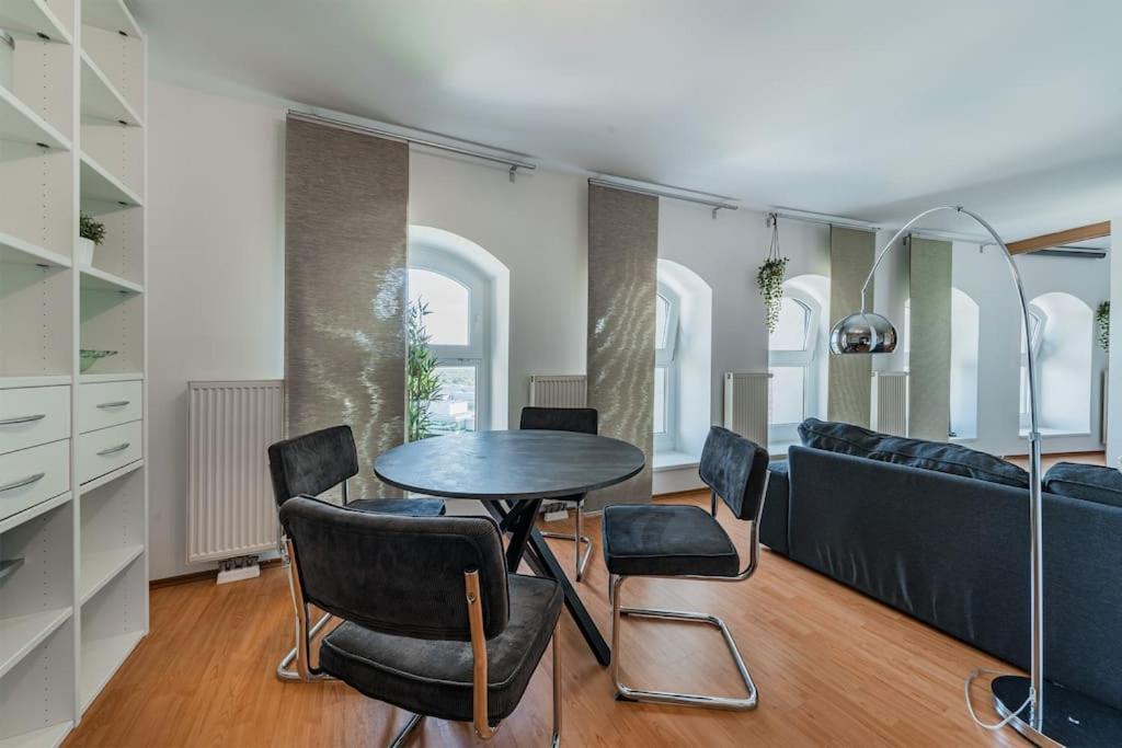 Spektakulaeres Apartment ✩ 7. Stock ✩ Kostenlose Parkgarage Wien Exterior foto