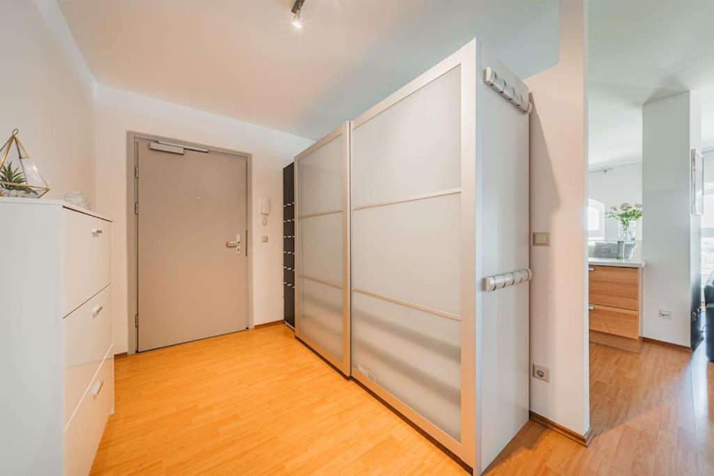 Spektakulaeres Apartment ✩ 7. Stock ✩ Kostenlose Parkgarage Wien Exterior foto